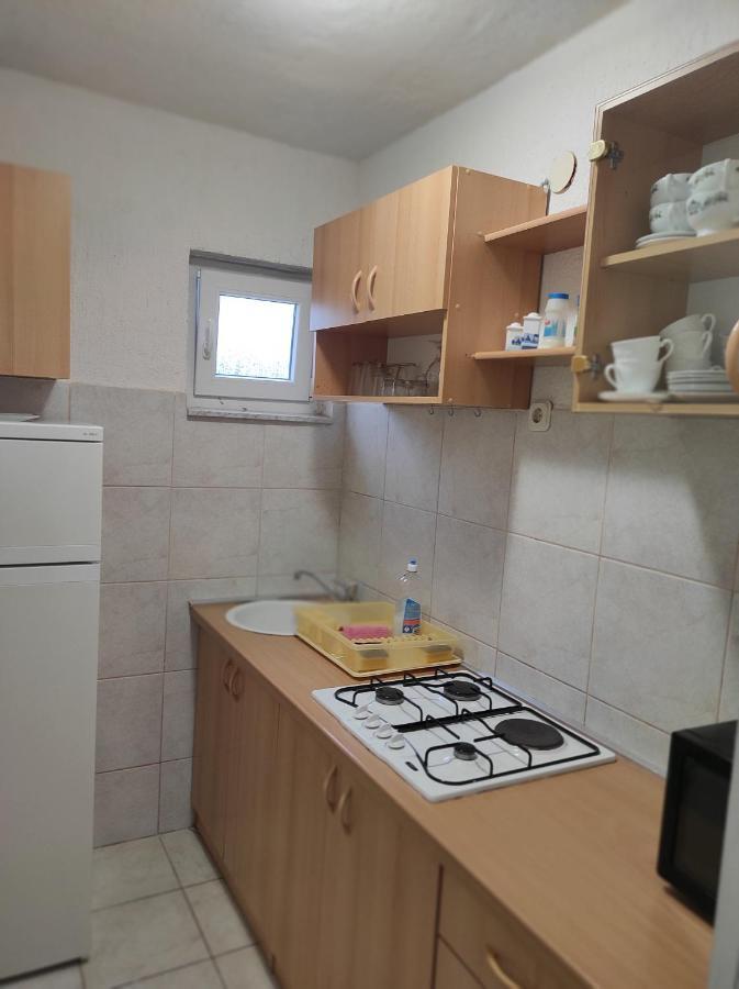 Apartment Marina Vir Exterior photo